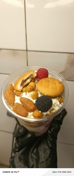 Dessert en coupe gourmande