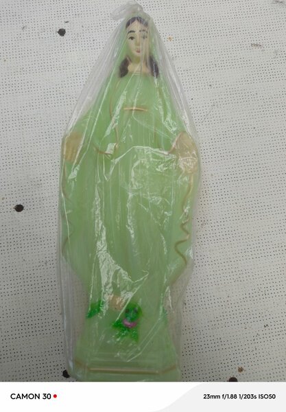 Statut Vierge Marie