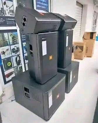 Enceinte professionnelle pour DJ