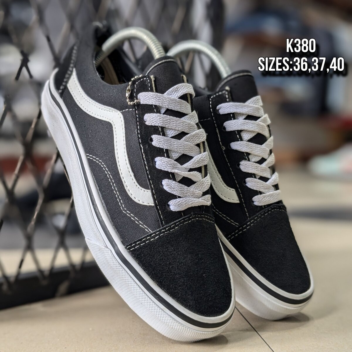 OLD SKOOL & CLASSIC VANS