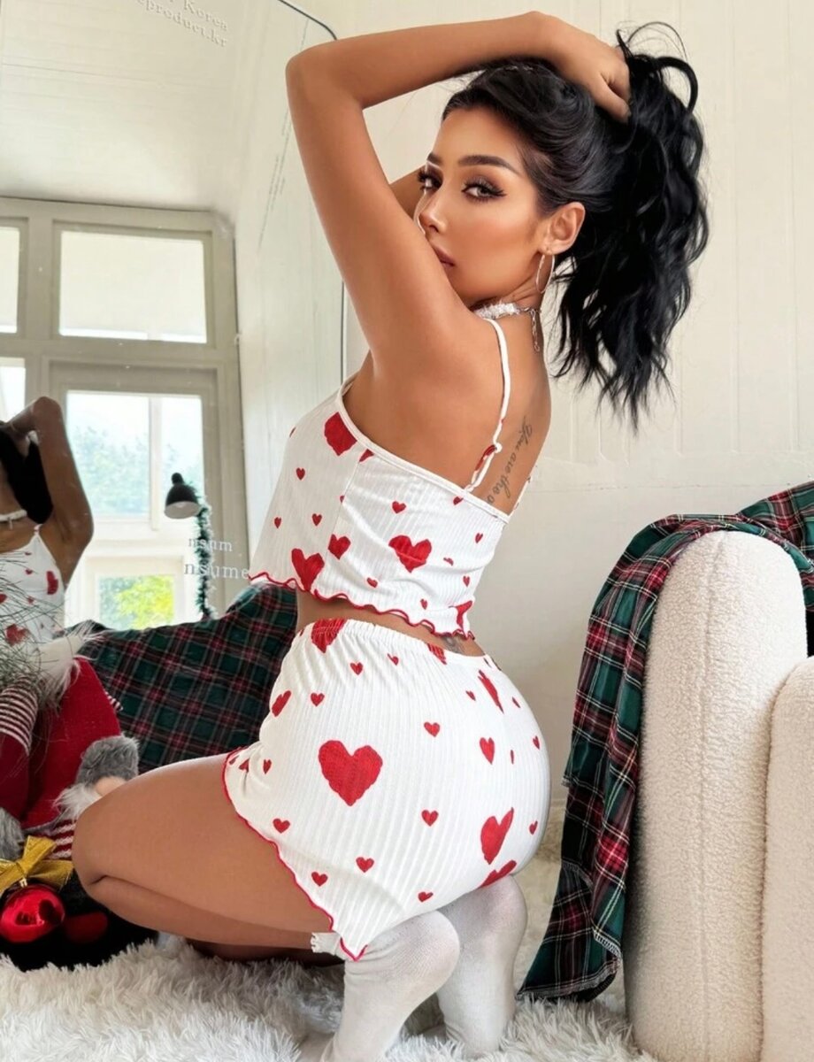 Pyjama court à motifs cœur