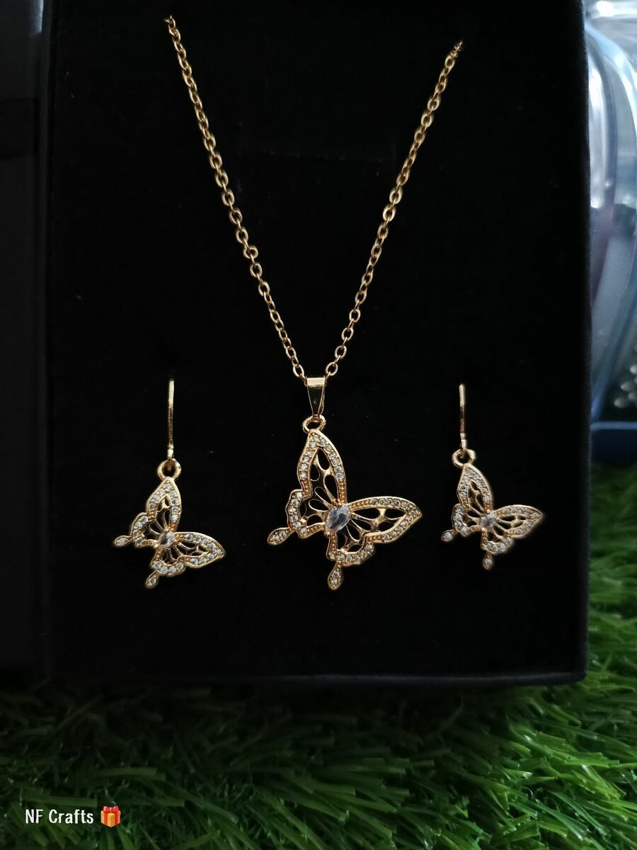 Butterfly china gold set