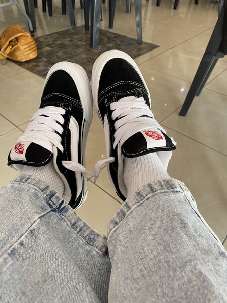 Vans Knu Skool blanc noir