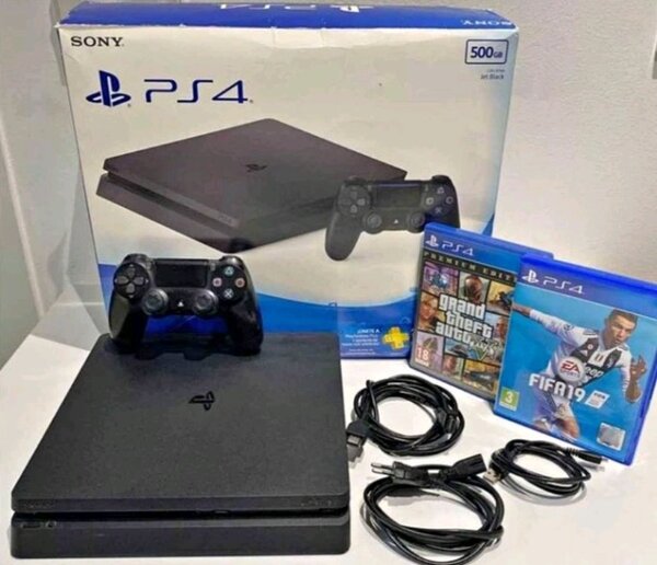 Console PS4 Slim Dorée