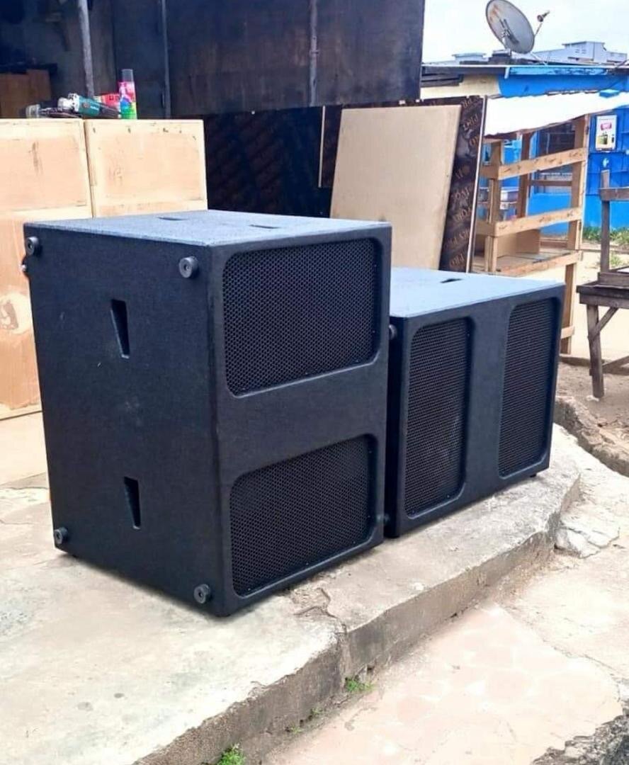 Caisson de basse puissant mobile