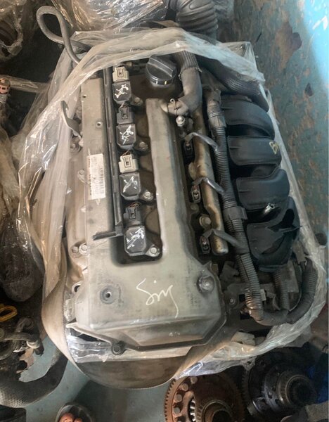 Moteur d'automobile puissant