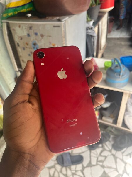 iPhone XR Rouge