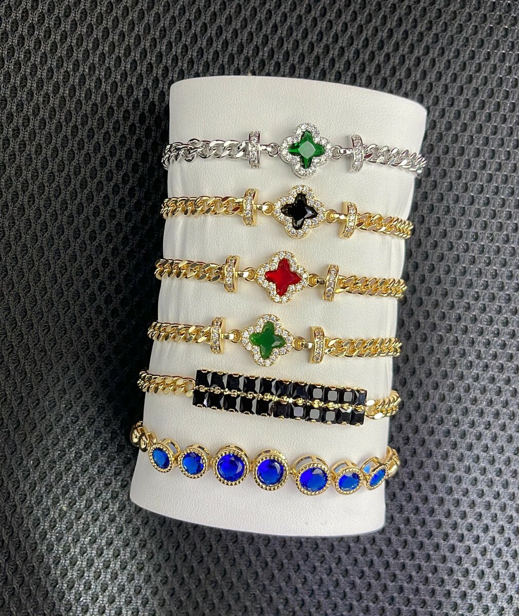 Bracelet