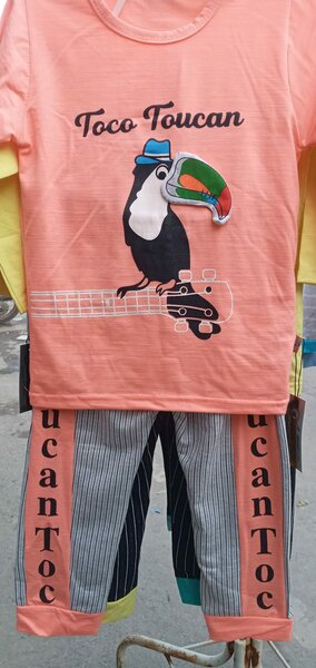 Sweatshirt and pants set