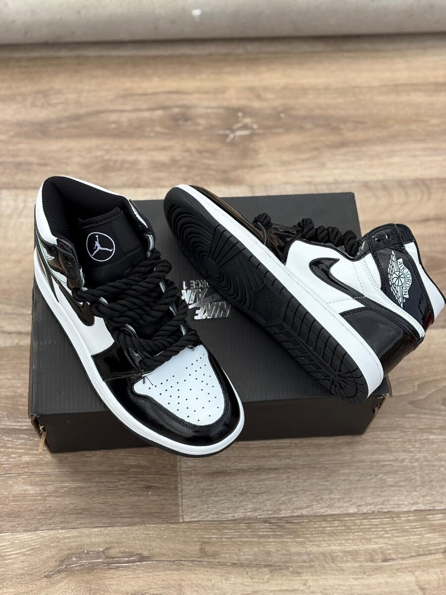 BASKET AIR JORDAN RÉTRO ONE