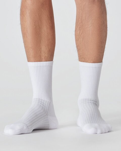 Chaussettes blanches unisexes