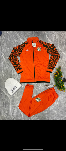 Ensemble sportif orange pour homme