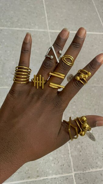 Bagues design or plaqué