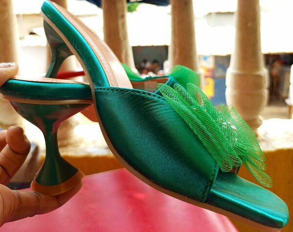 Mules à talons élégantes