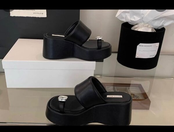 Sandales à plateforme chic