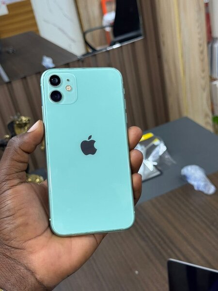 iPhone 11 Vert 64 Go