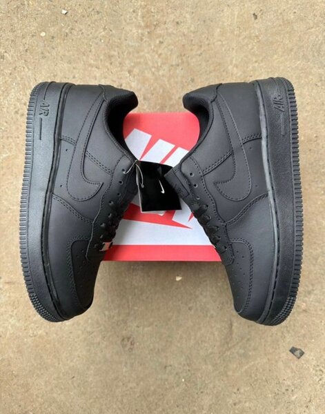 Baskets Air Force noires