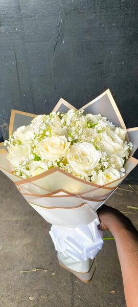 Bouquet Roses Éclatantes