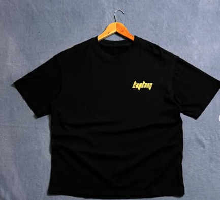 Heavy cotton graphic T shirt size : M