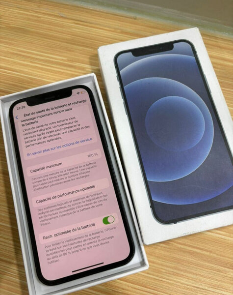 iPhone 12 - 64 Go Noir Neuf