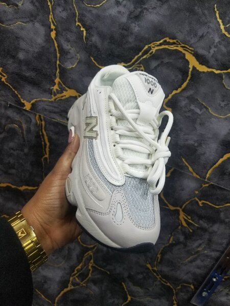 New balance 1000