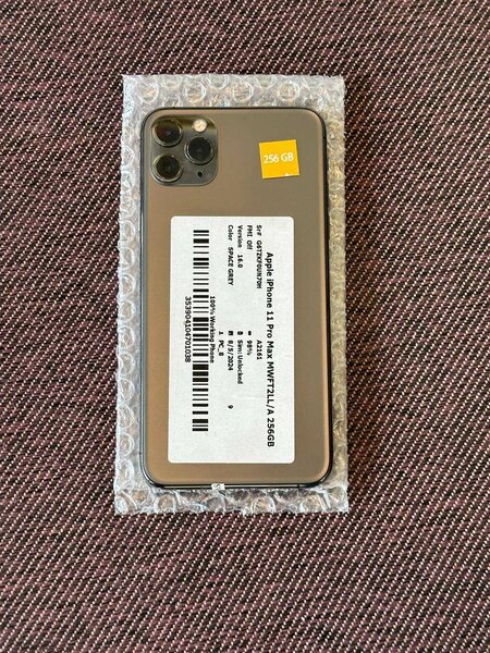 11 PRO MAX 256GB UK USED