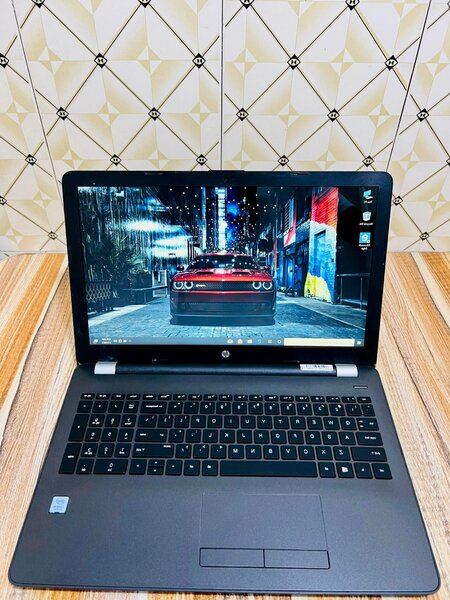 *GRAPHICS HP LAPTOP 15