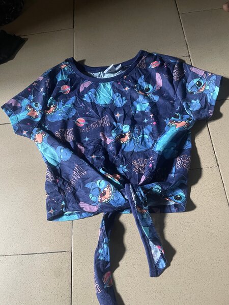 T-shirt femme motif dessin animé