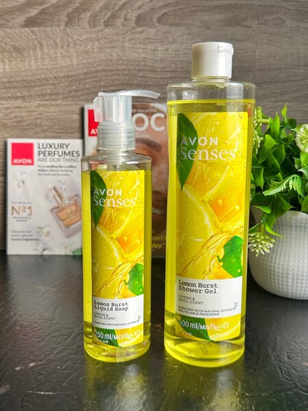 AVON SHOWER GELS & DUO SET