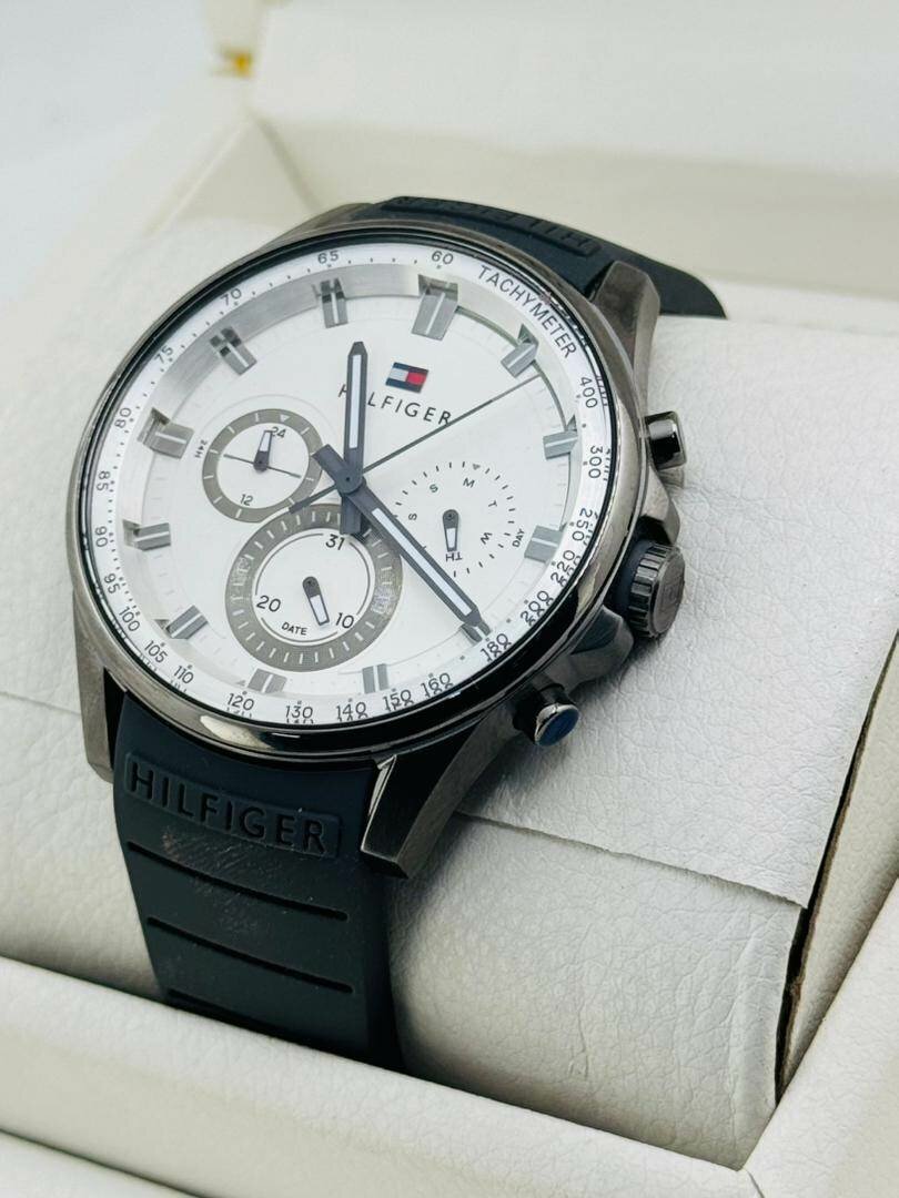 montre Tommy hilfiger
