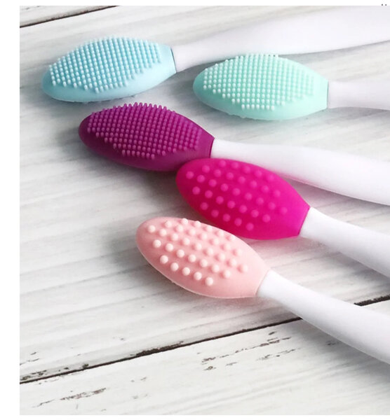 100 Brosses Exfoliante Lèvres