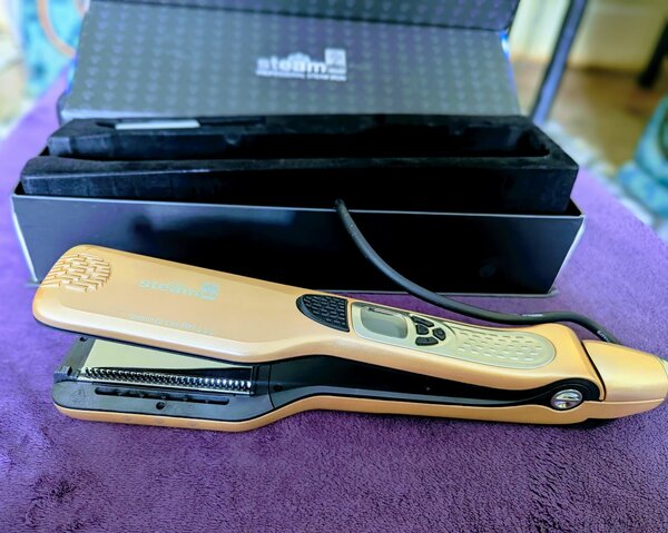 Steampod Hair Straightener