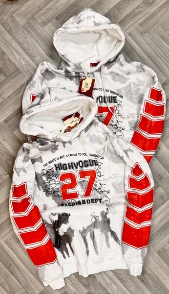 Sweat à capuche tendance