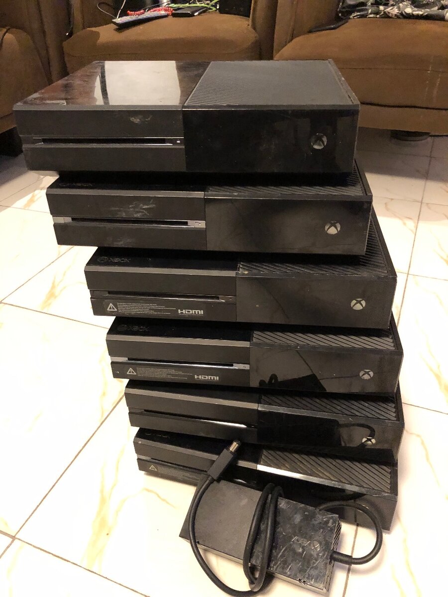 Xbox one fc25 and 6 more games