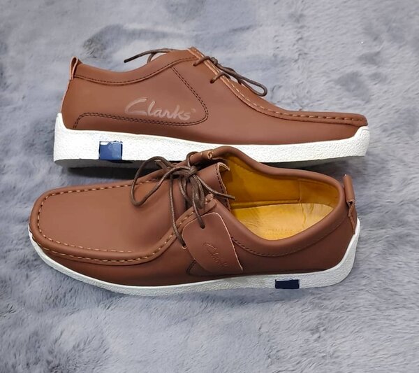 Chaussures décontractées Clarks