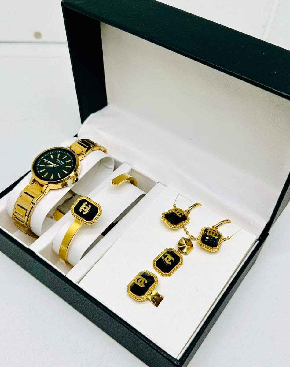 Ensemble Montre et Bijoux pour Femme