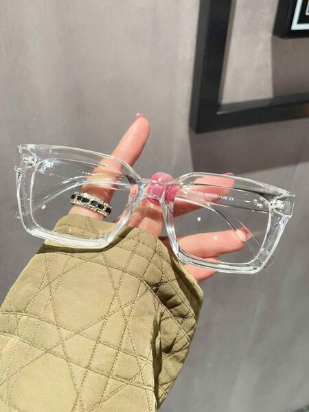 Lunettes carrées transparentes