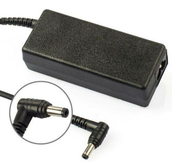 Chargeur Toshiba 19V 3.42A