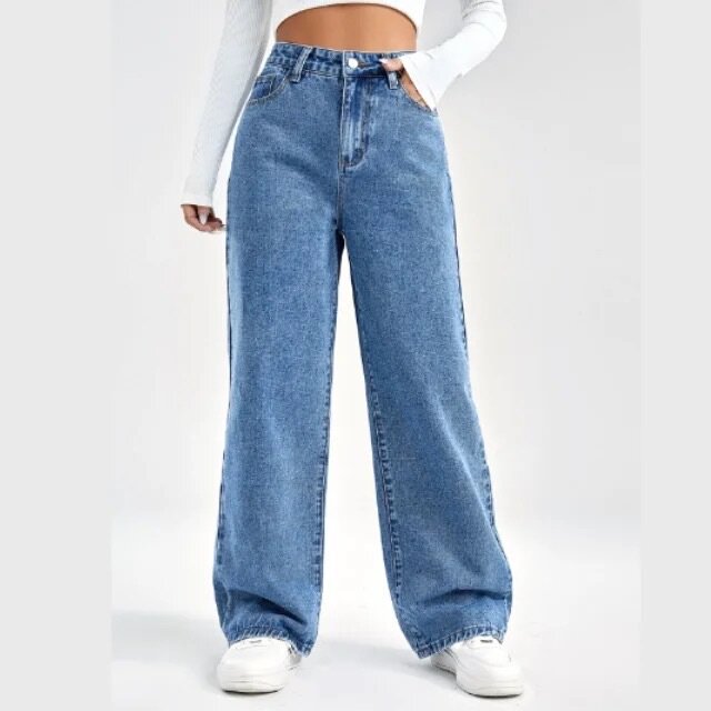 Chaussure plate briante et pantalon jeans gros bas