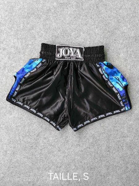 Short Sanda, kick-boxing, muy thaï & boxe anglaise