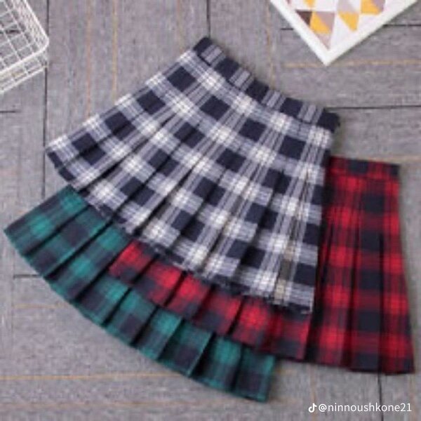 Jupes plissées à carreaux