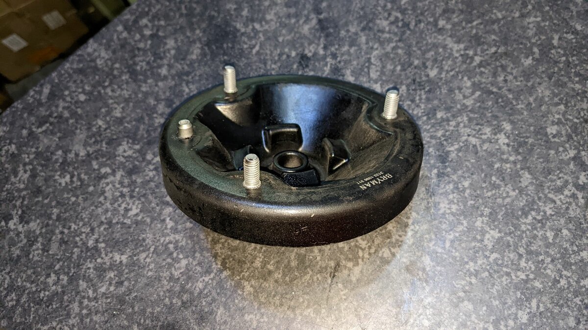 Front Shock Pad For BMW X5 E53i 2010