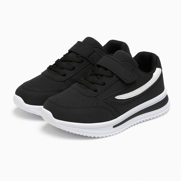 Baskets enfant + chaussettes