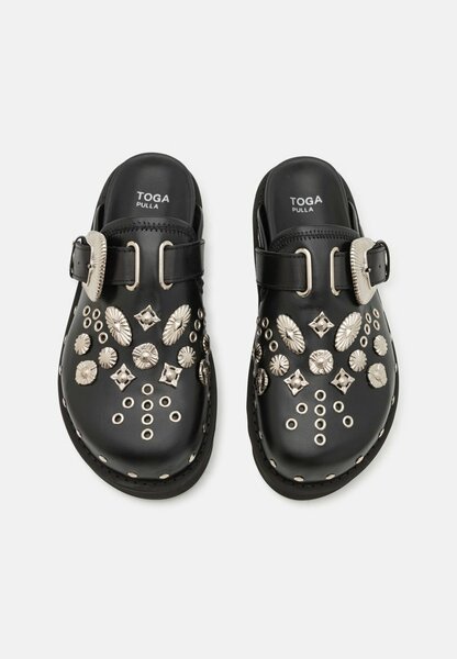 Sabots cuir ornés Toga Pulla