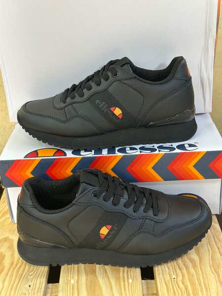 Ellesse