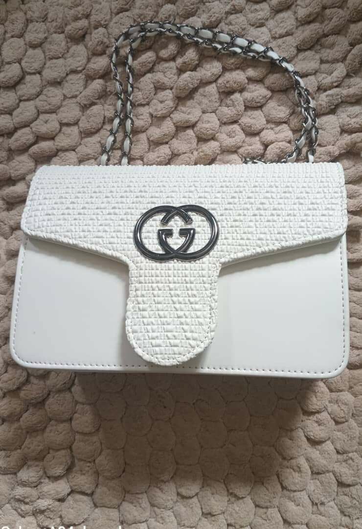 Sac à main vert élégant