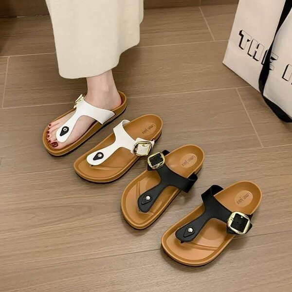 Ladies sandals