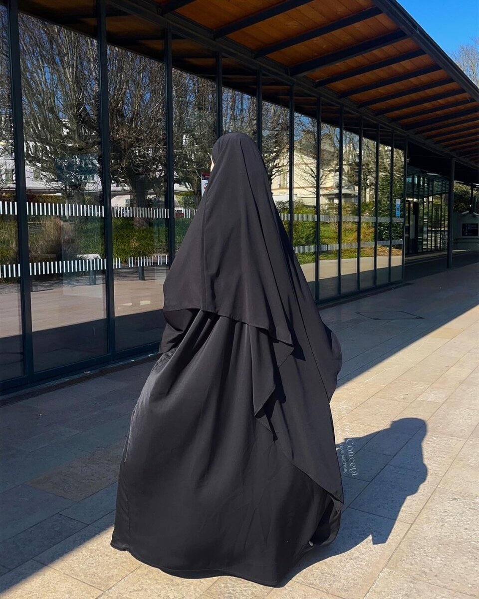 Abaya noire élégante