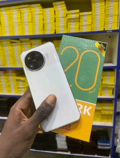 Smartphone Spark 20 Pro+