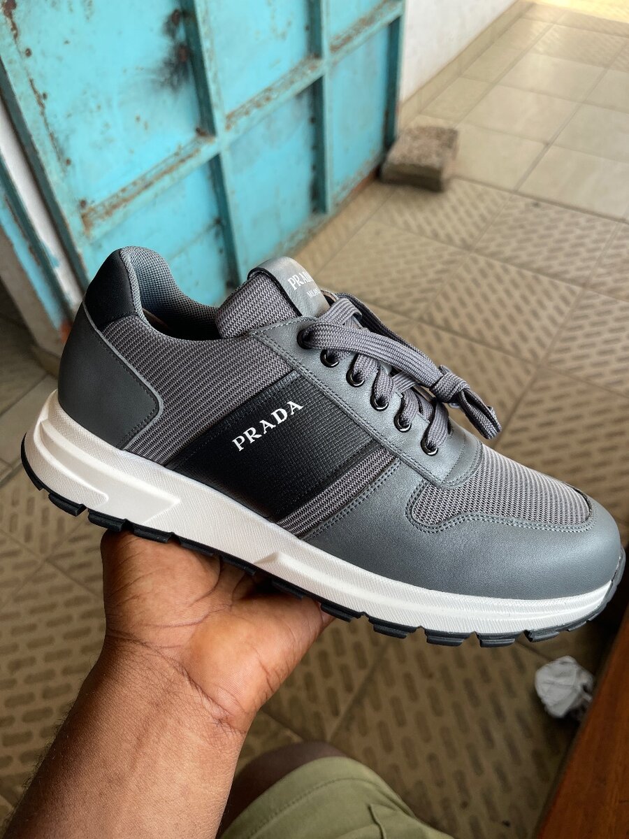 Prada Mens Casual Sneakers Instock size 43
